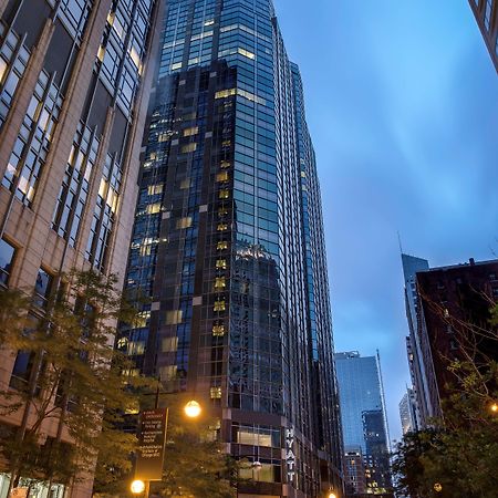 Hyatt Centric Chicago Magnificent Mile Hotel Exterior photo